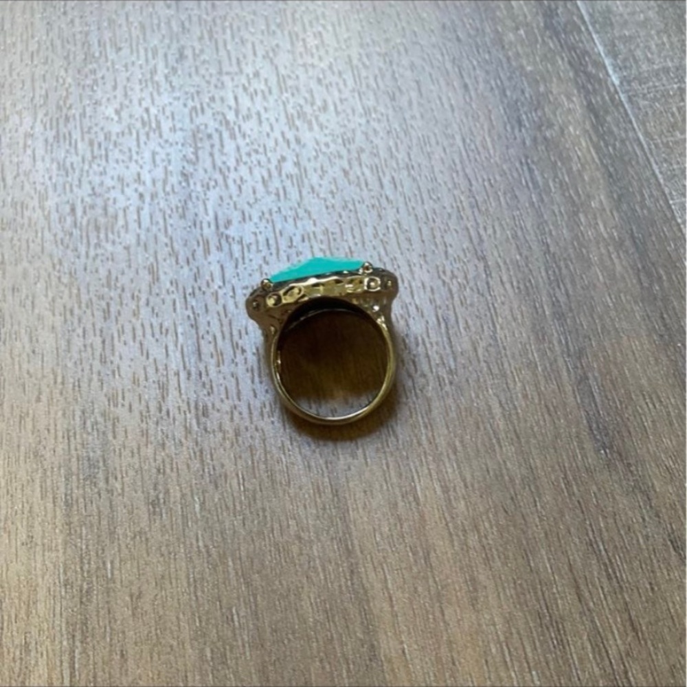 Premier Design Jewelry Ring - Picture 2 of 5